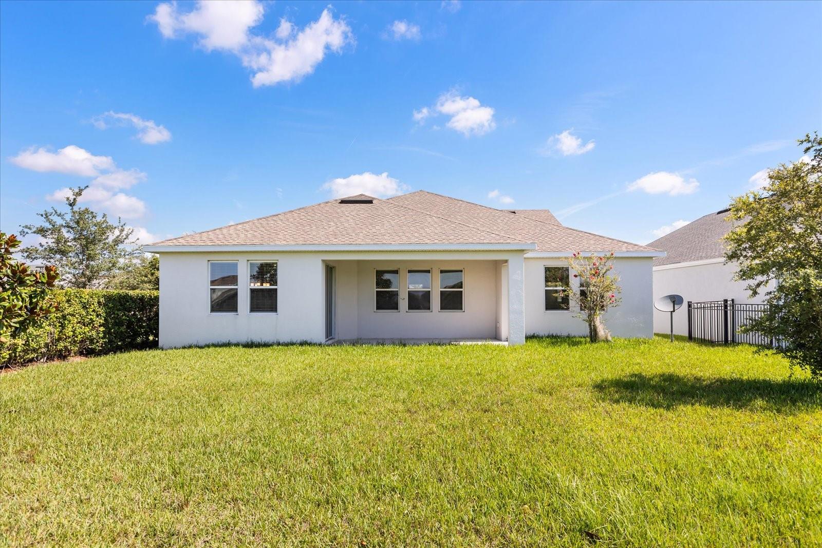 Image 33 of 38 For 11046 Longleaf Woods Drive