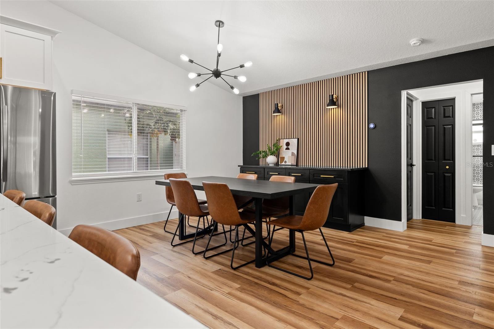 Image 22 of 48 For 12645 Pineforest Way E