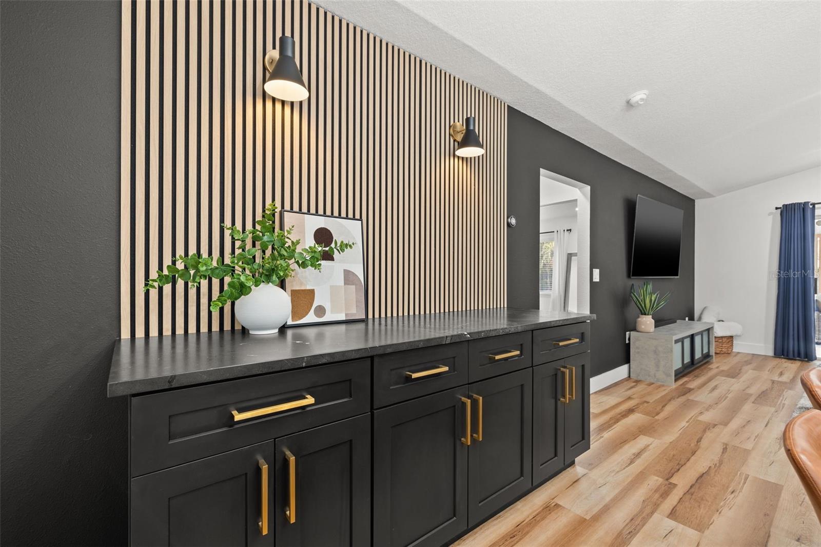 Image 23 of 48 For 12645 Pineforest Way E