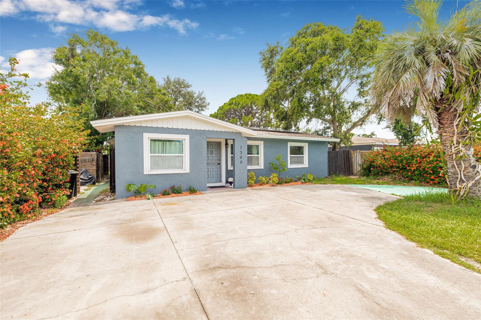 Details for 7300 38th Avenue N, ST PETERSBURG, FL 33710