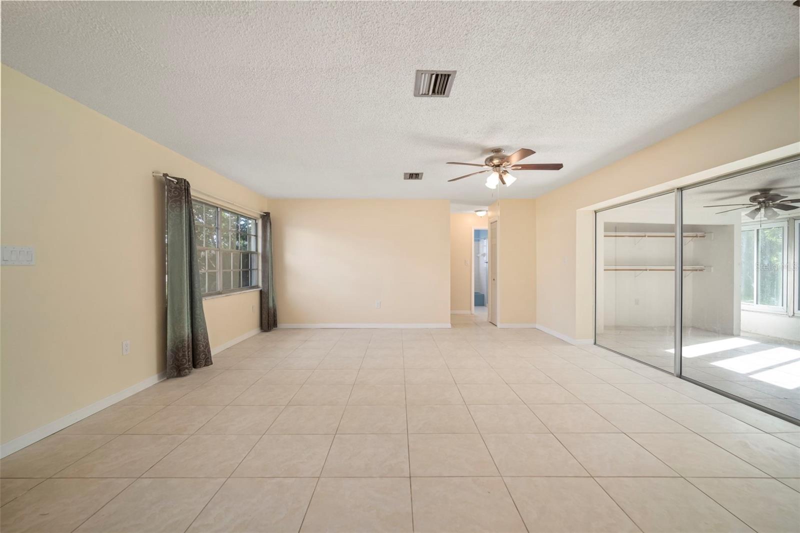 Image 13 of 39 For 6313 Flamingo Drive