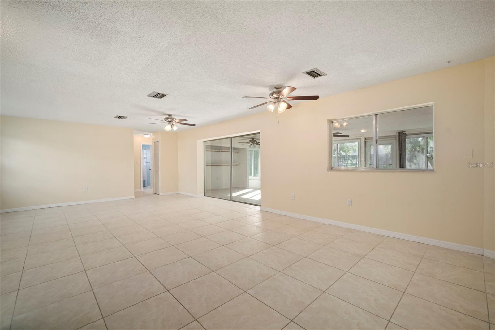 Image 14 of 39 For 6313 Flamingo Drive