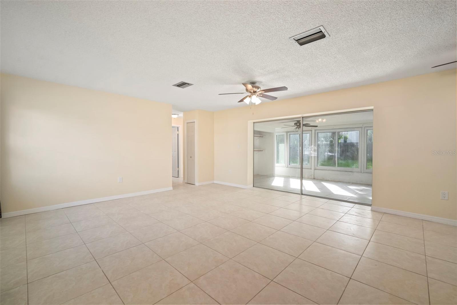 Image 15 of 39 For 6313 Flamingo Drive