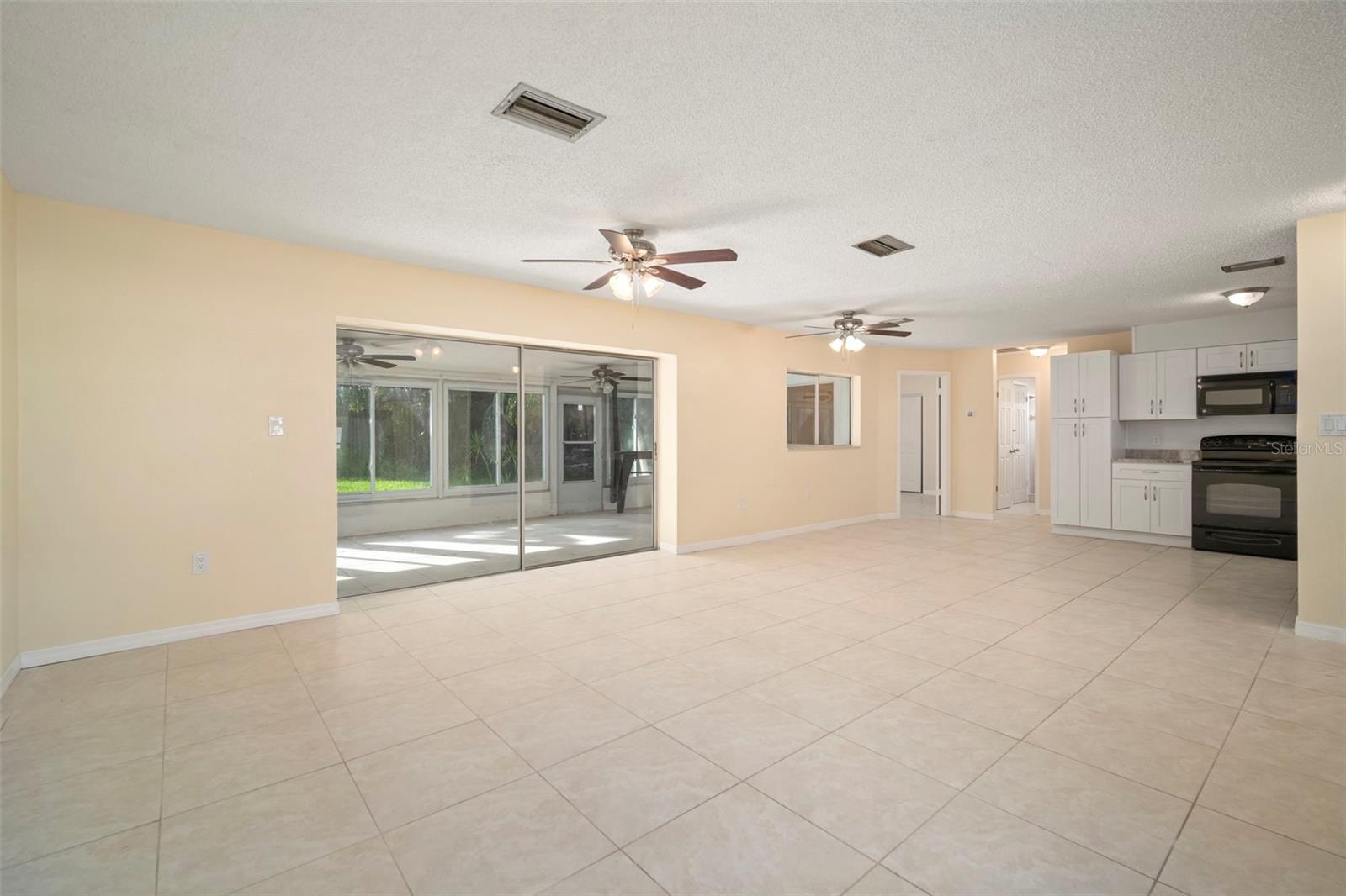 Image 16 of 39 For 6313 Flamingo Drive