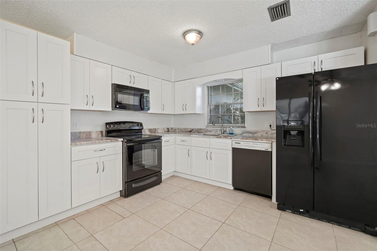 Image 17 of 39 For 6313 Flamingo Drive