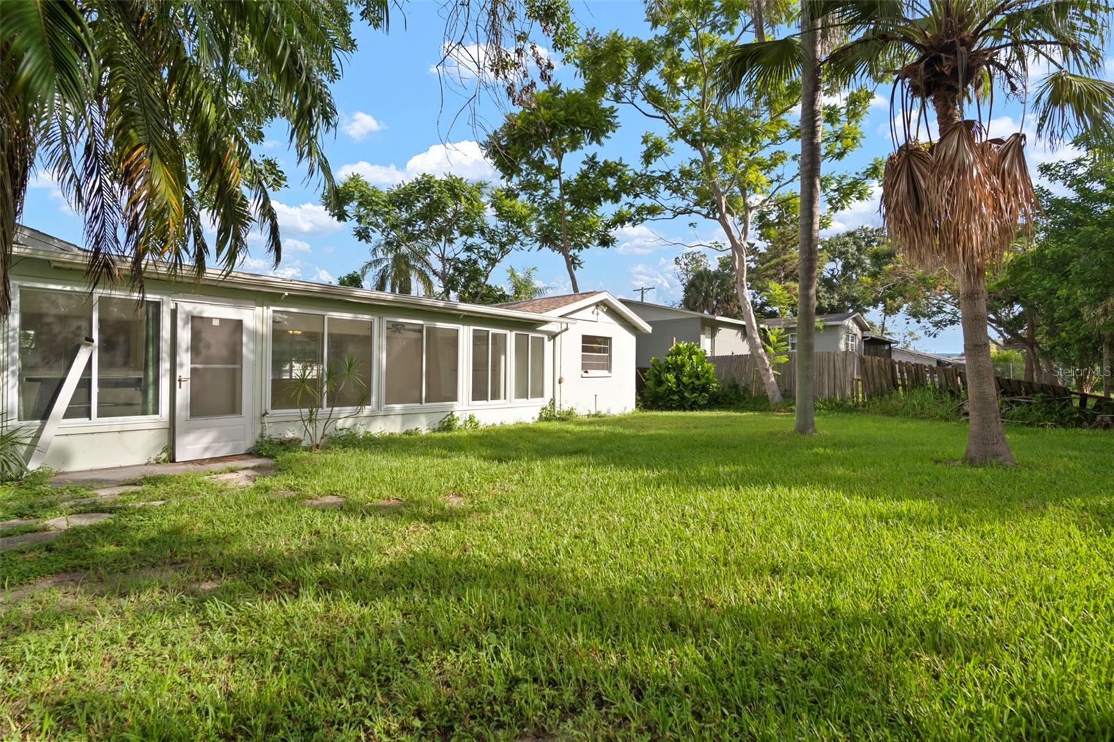 Image 6 of 39 For 6313 Flamingo Drive