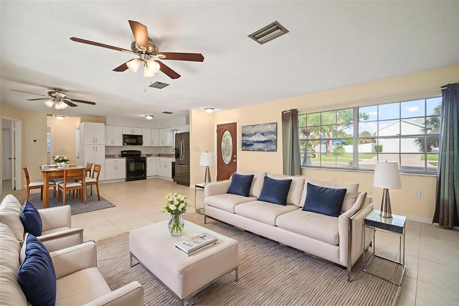 Image 9 of 39 For 6313 Flamingo Drive