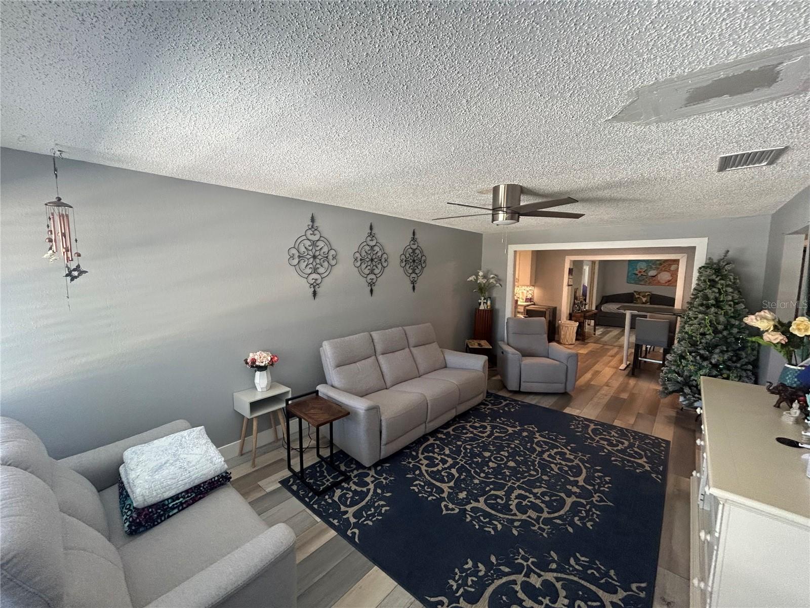 Image 4 of 9 For 5708 27th Avenue S