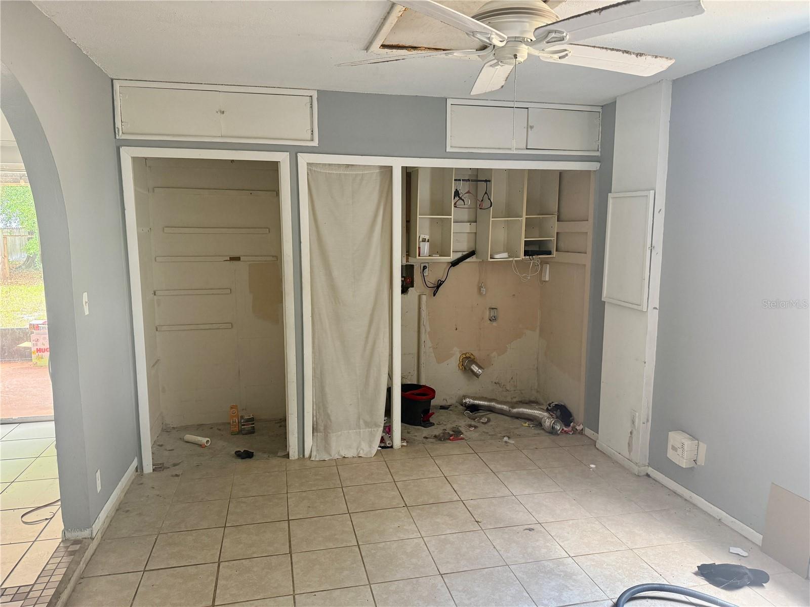 Image 11 of 22 For 10320 County Lake Drive
