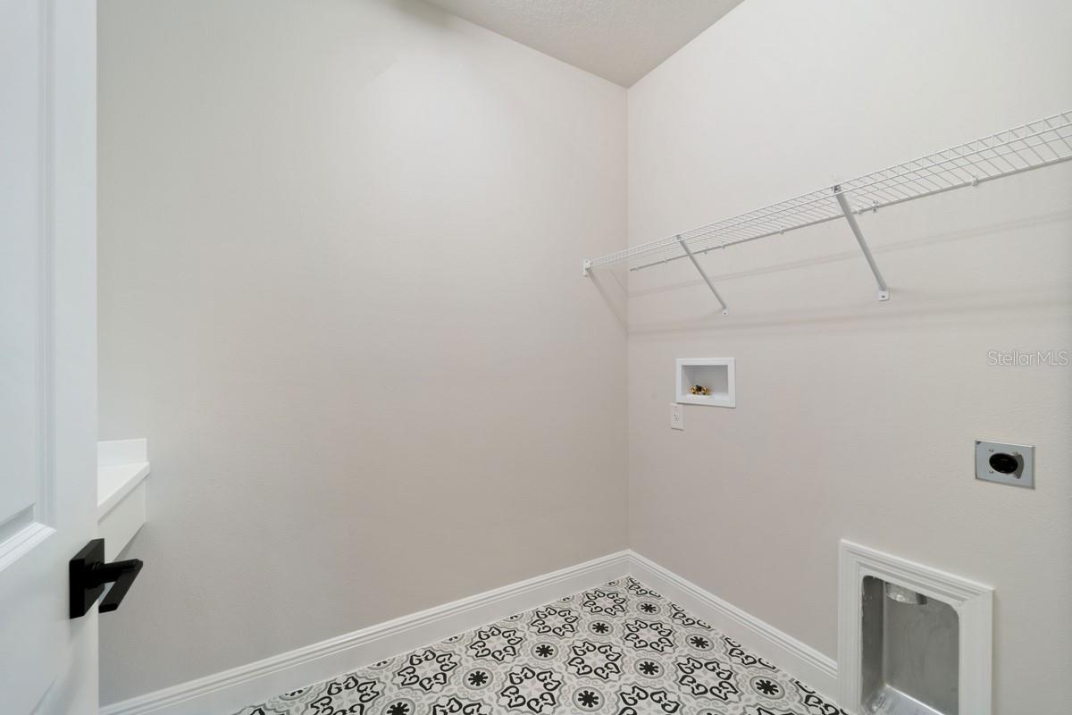 Image 9 of 9 For 3110 Varn Avenue