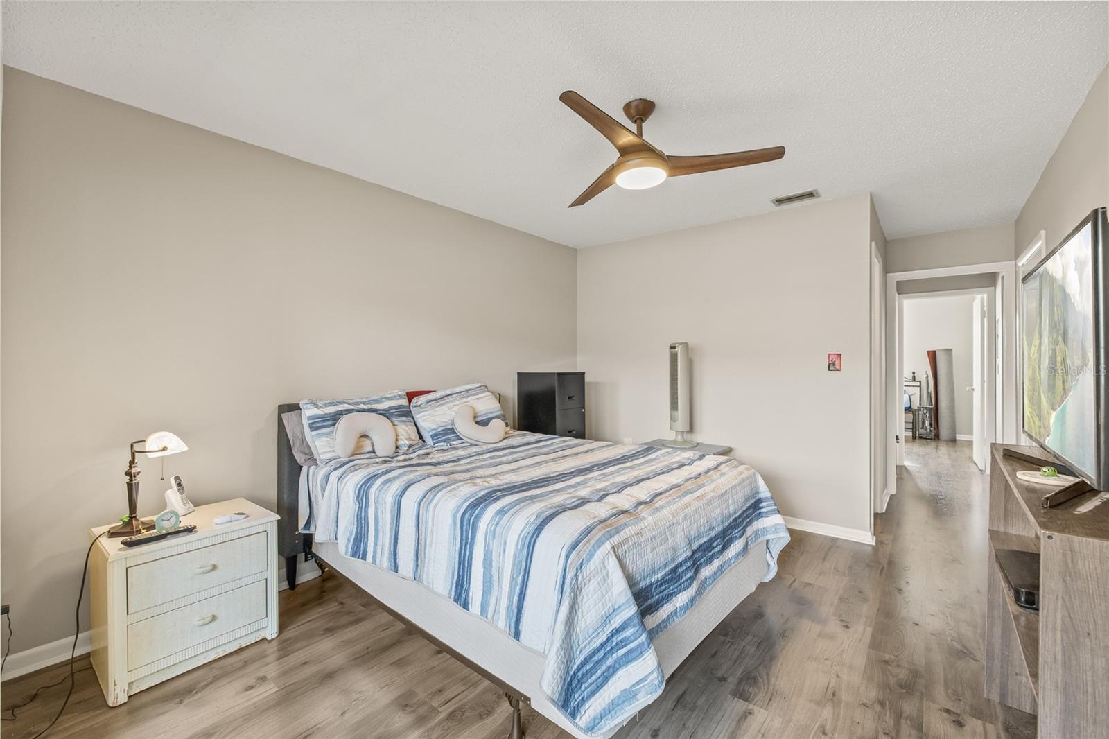Image 11 of 20 For 416 Windrush Bay Drive 416
