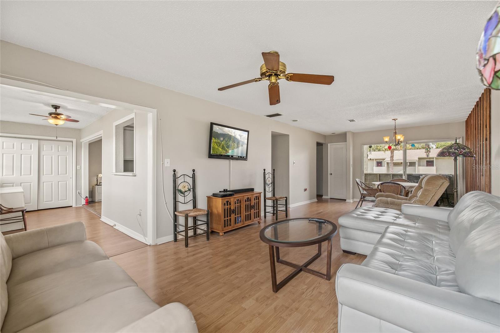 Image 6 of 20 For 416 Windrush Bay Drive 416