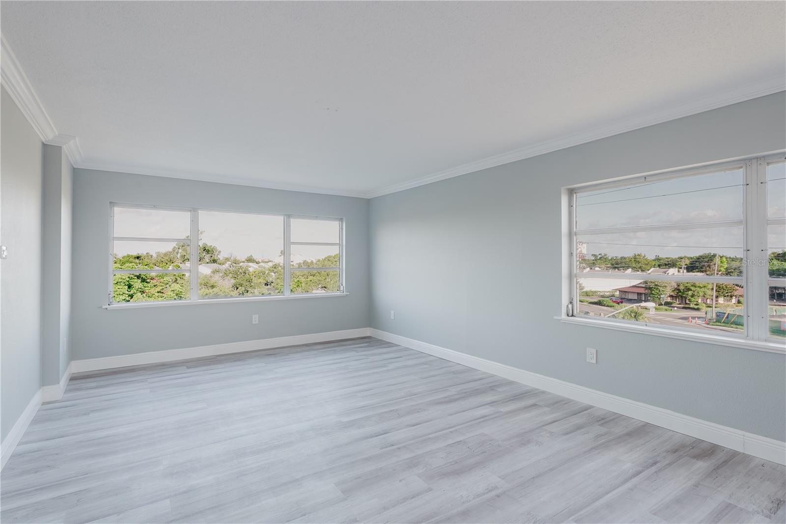Image 8 of 30 For 8950 Park Boulevard 410