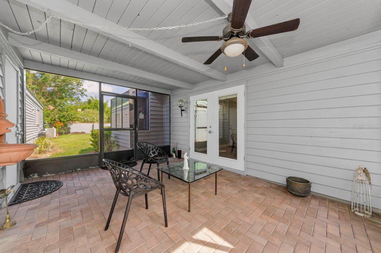 Image 29 of 39 For 10479 Longwood Drive