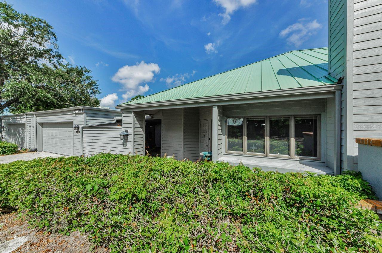 Image 33 of 39 For 10479 Longwood Drive