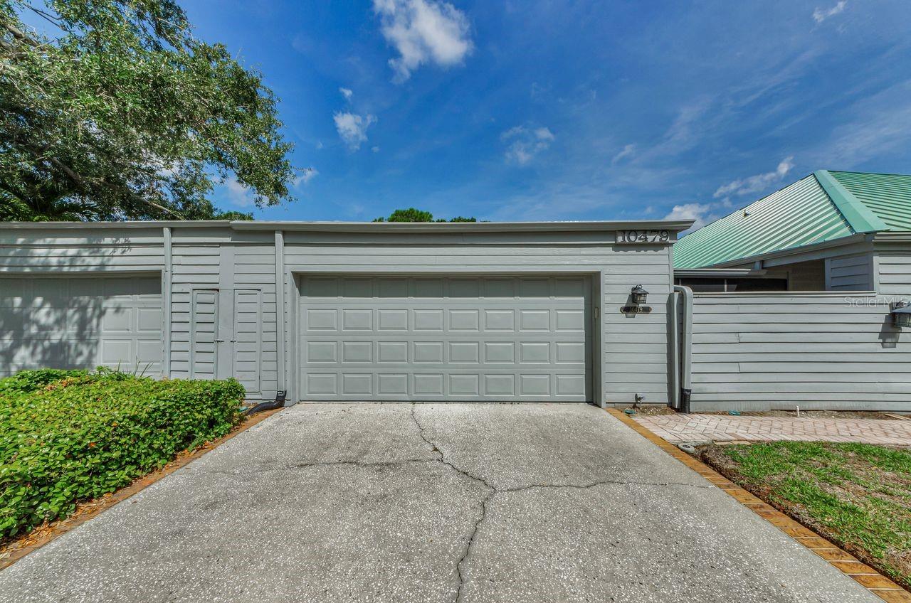 Image 34 of 39 For 10479 Longwood Drive