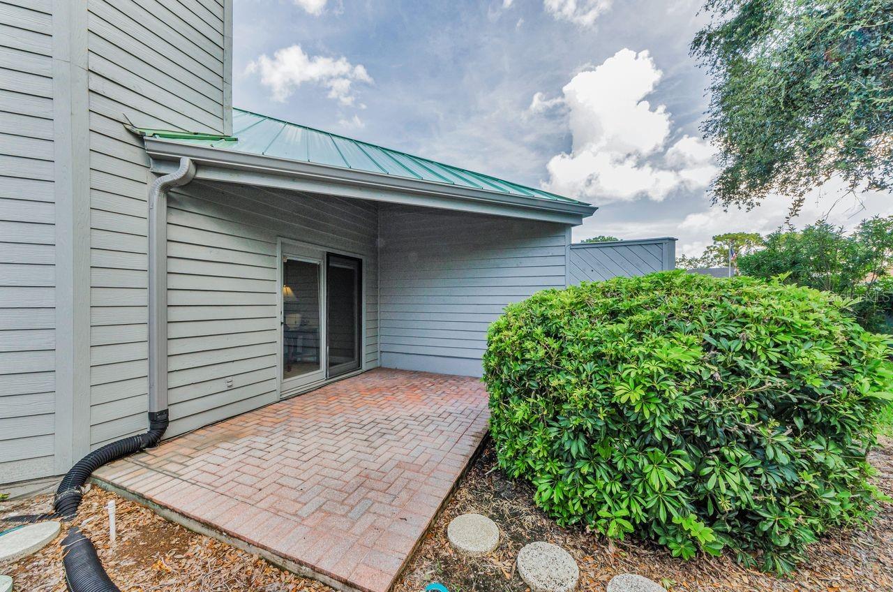 Image 5 of 39 For 10479 Longwood Drive