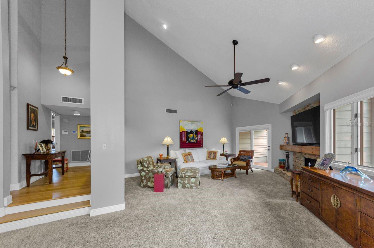 Image 9 of 39 For 10479 Longwood Drive