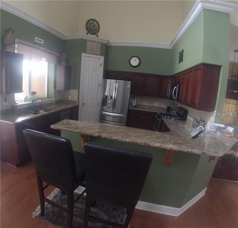 Image 16 of 21 For 11949 Riverhills Drive
