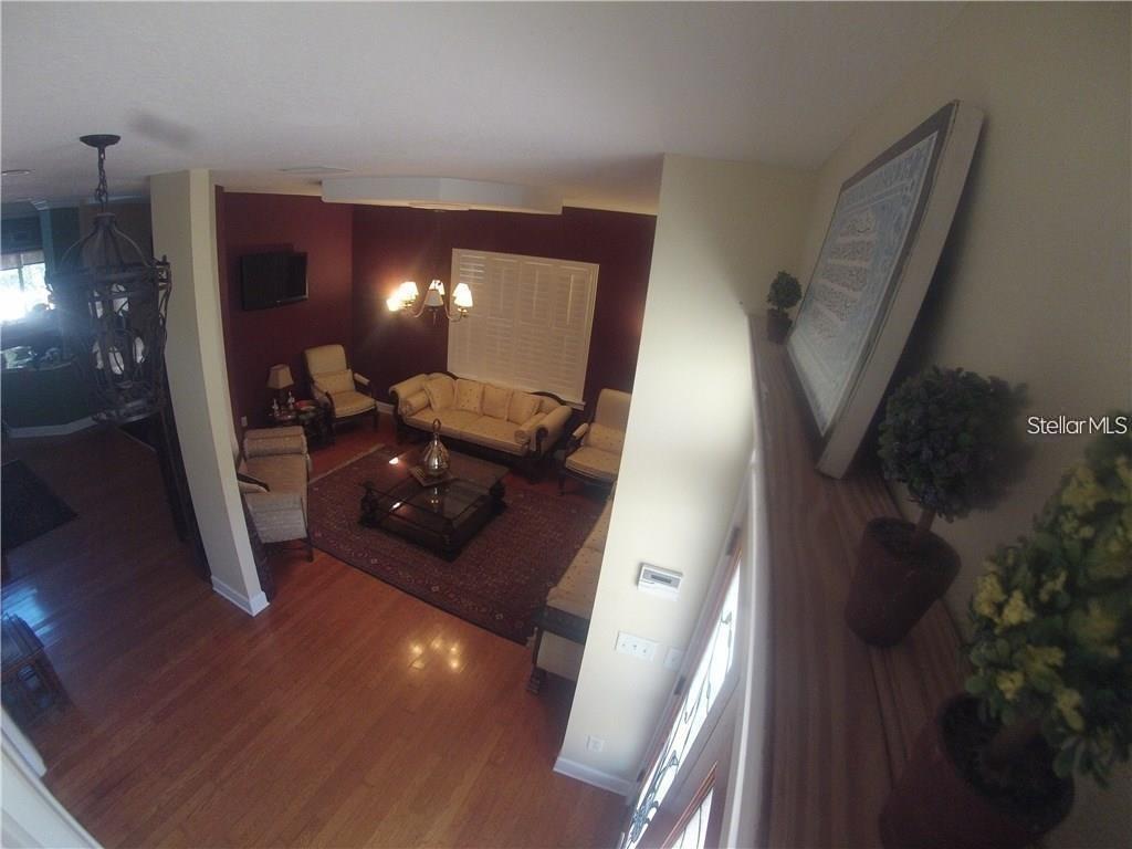 Image 18 of 21 For 11949 Riverhills Drive