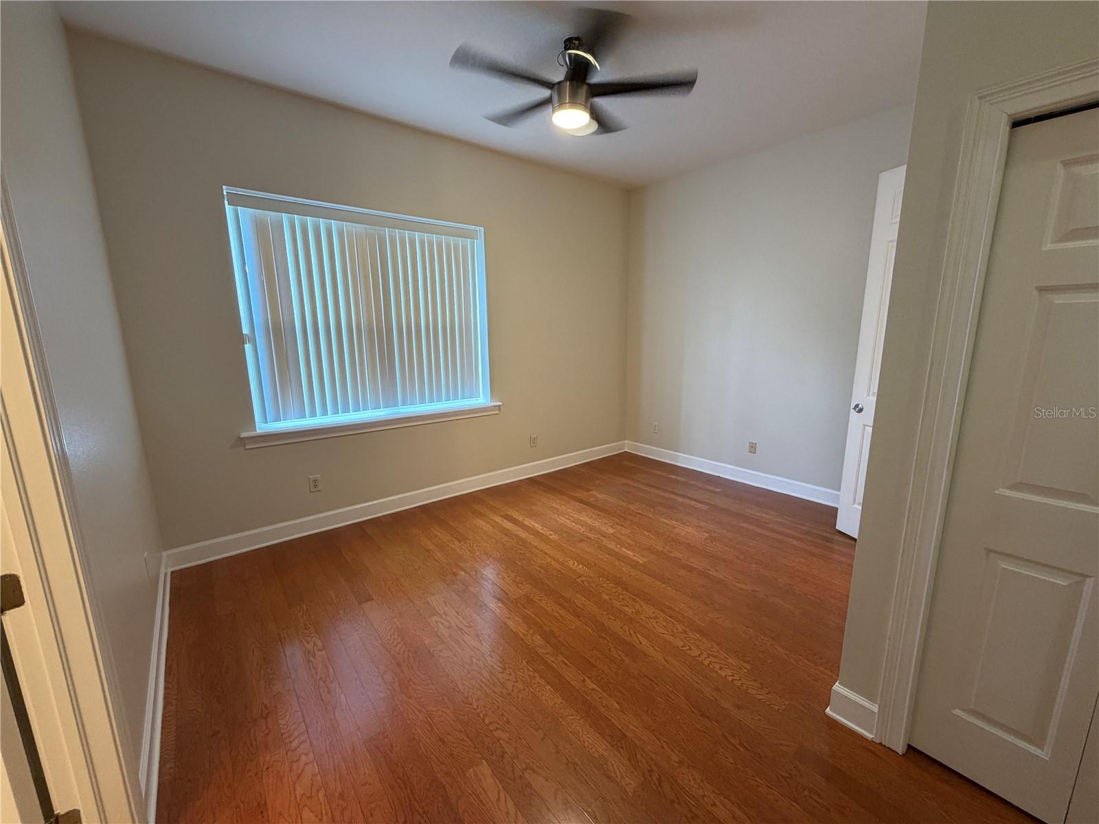 Image 22 of 66 For 11949 Riverhills Drive