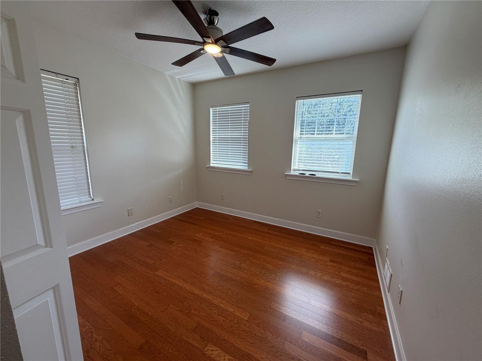 Image 48 of 66 For 11949 Riverhills Drive