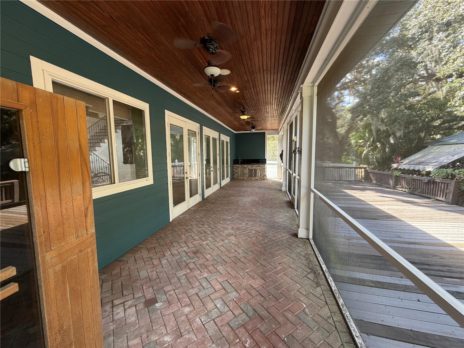 Image 51 of 66 For 11949 Riverhills Drive