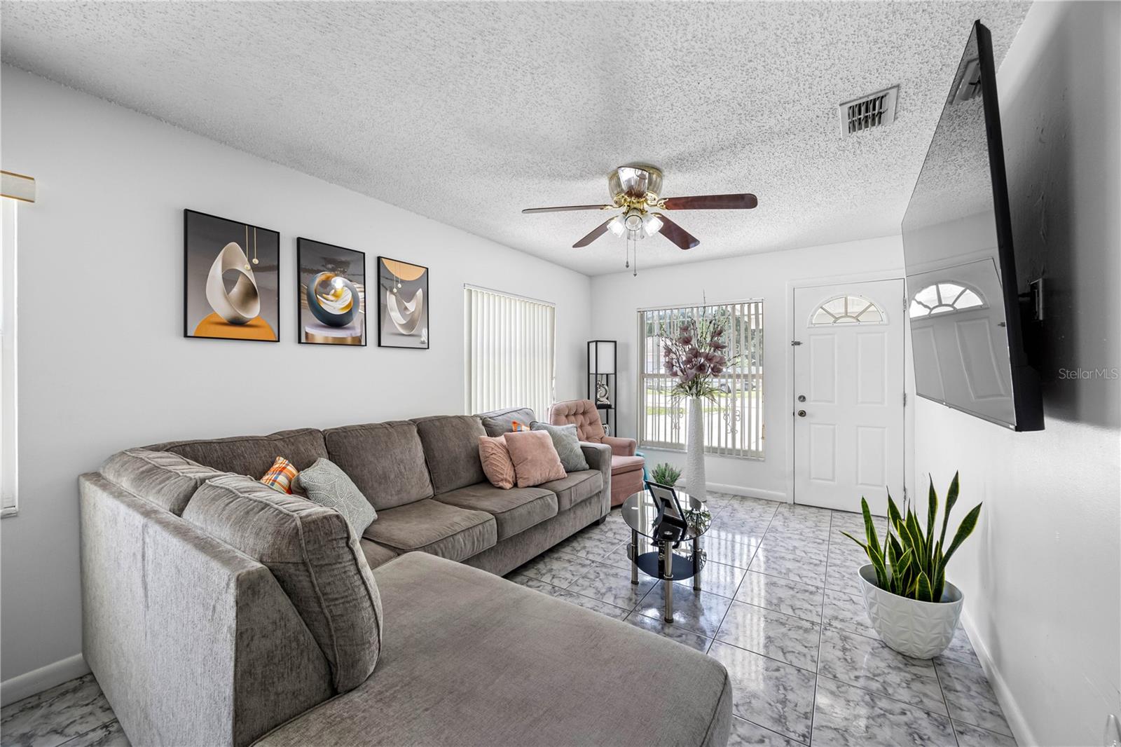 Image 25 of 40 For 4127 Comanche Avenue