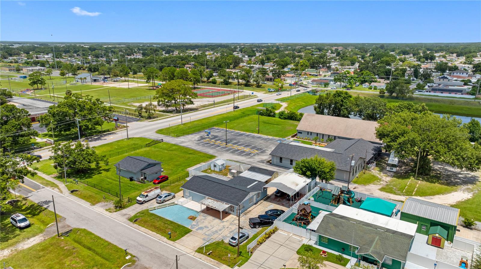 Image 26 of 40 For 4127 Comanche Avenue