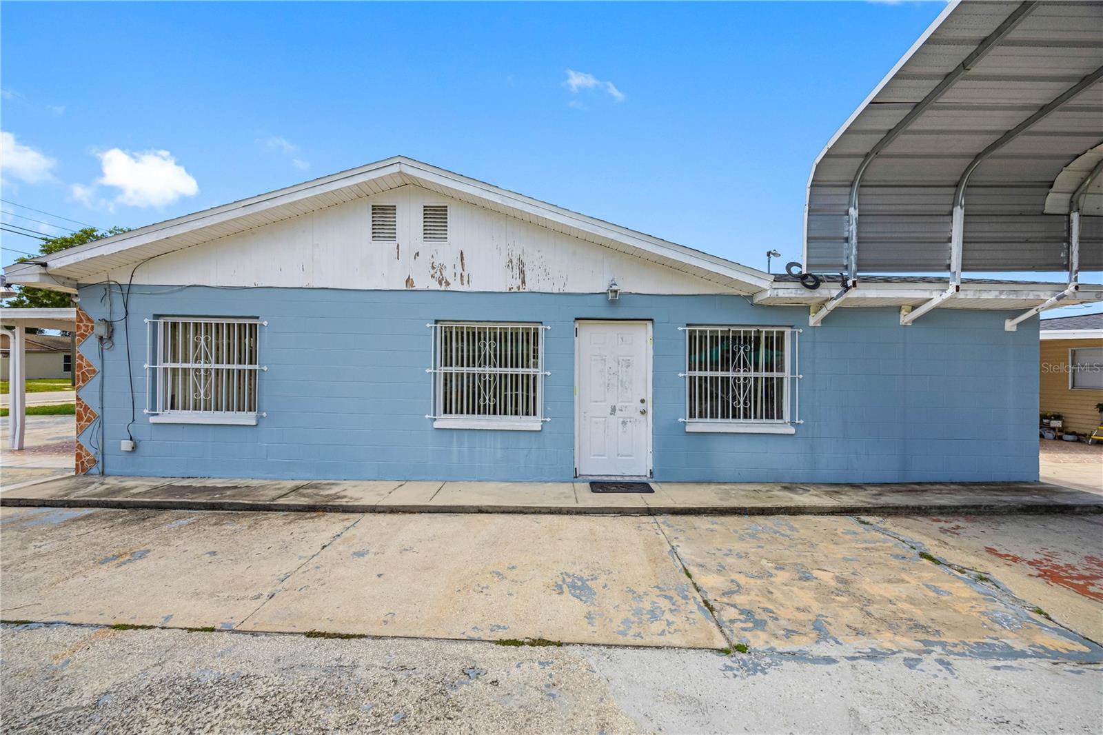 Image 8 of 40 For 4127 Comanche Avenue