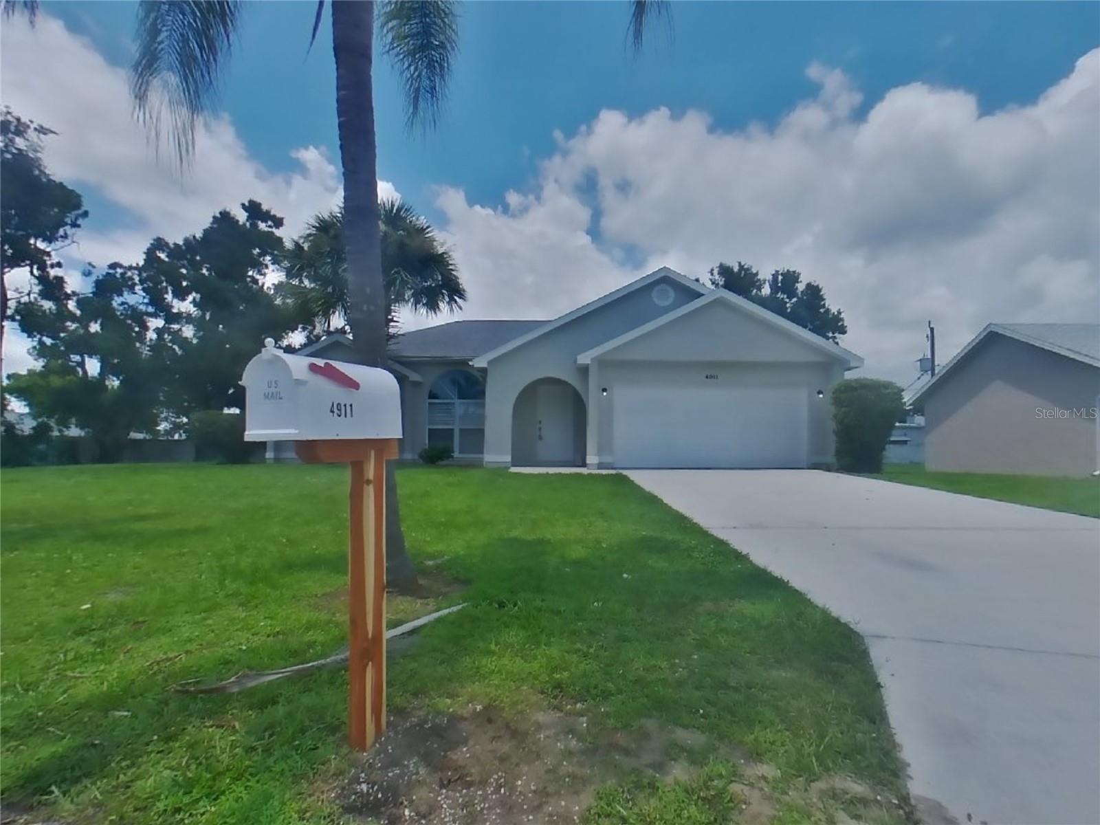 Details for 4911 Houle Place, SARASOTA, FL 34232