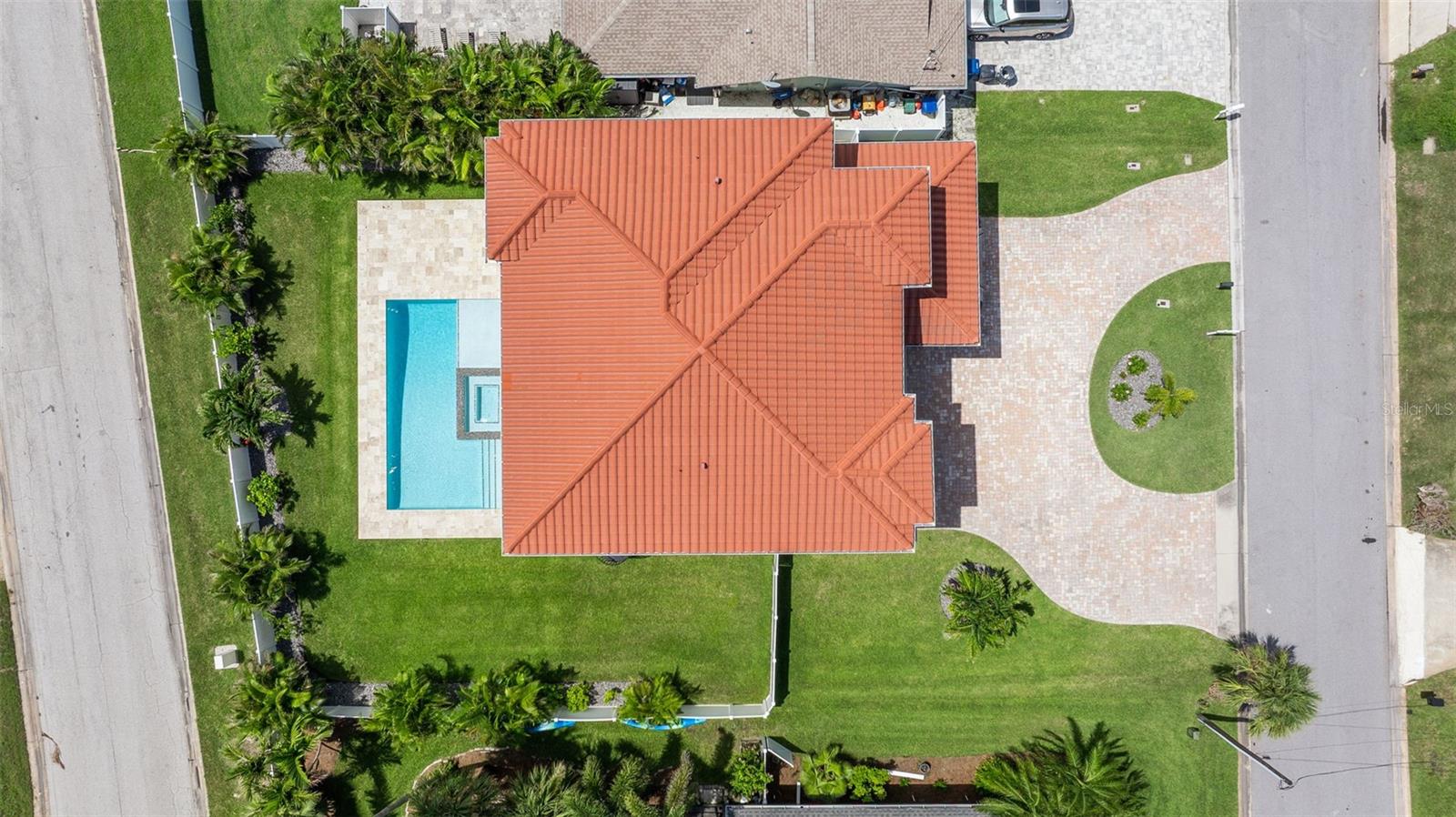 Image 6 of 51 For 3141 Hibiscus Drive W