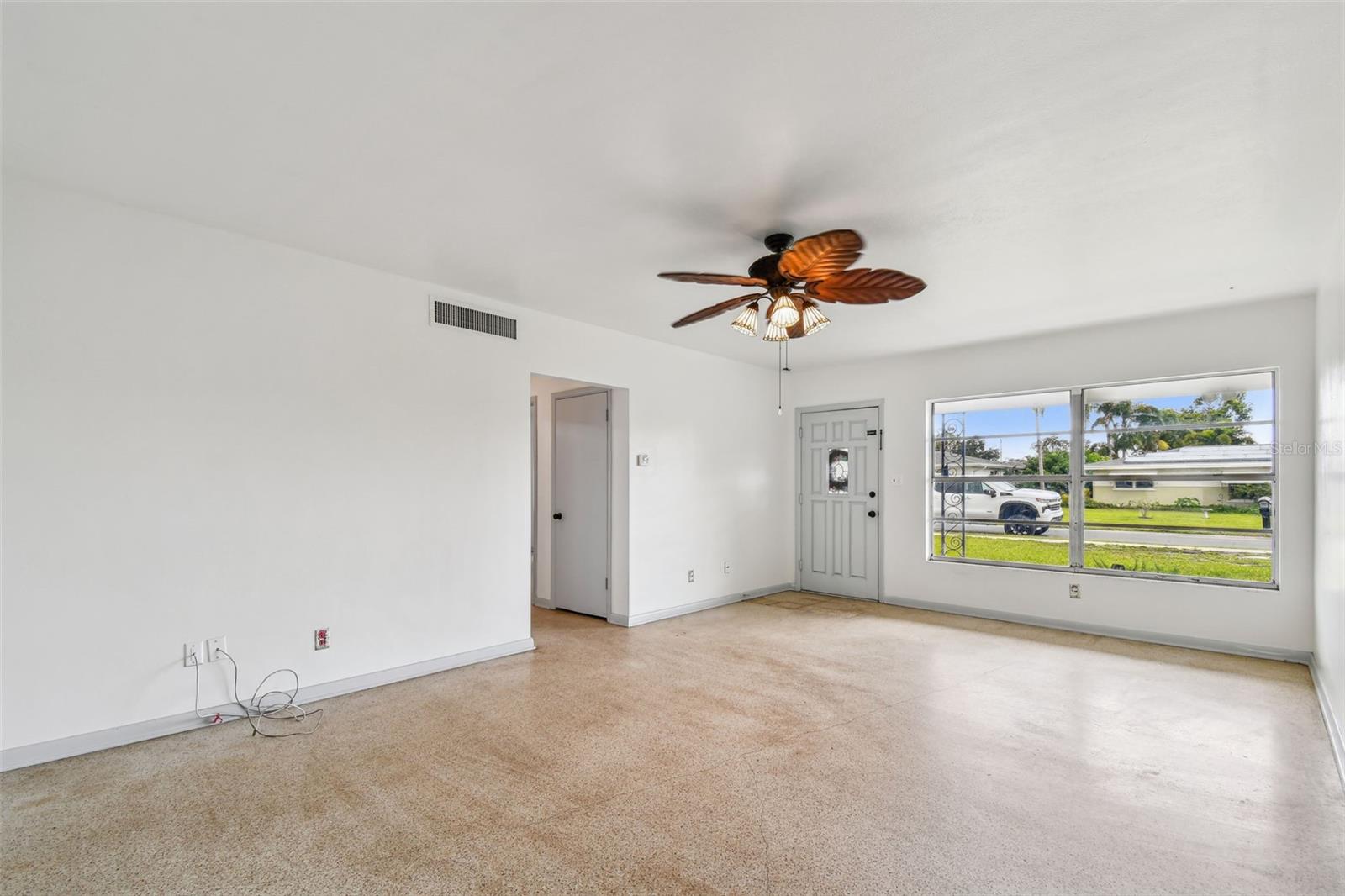Image 10 of 64 For 1561 Bass Boulevard