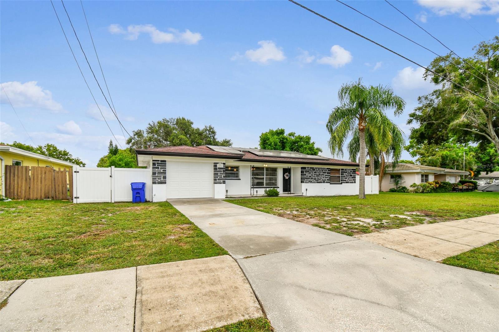 Image 2 of 64 For 1561 Bass Boulevard