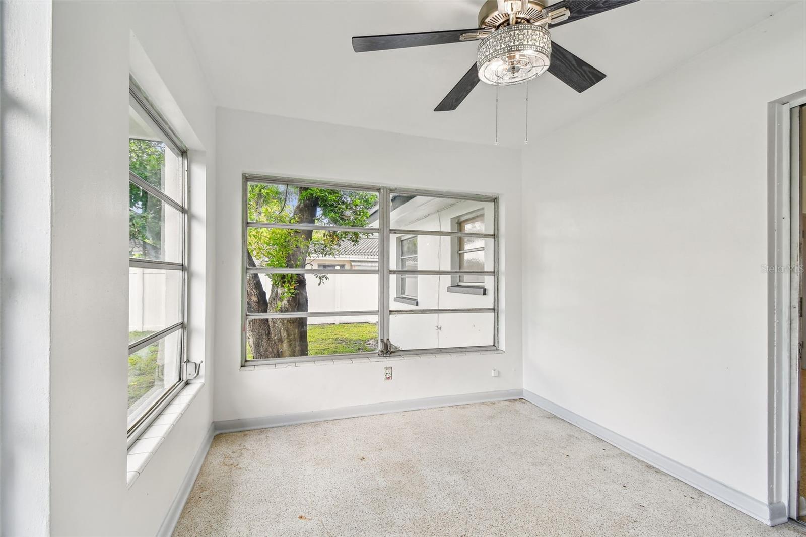 Image 40 of 64 For 1561 Bass Boulevard