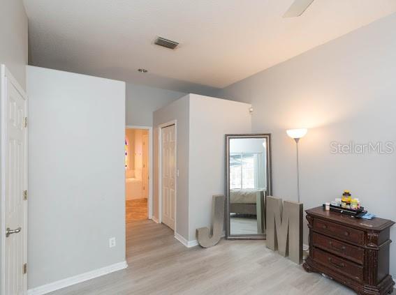 Image 10 of 34 For 23635 Oakside Boulevard