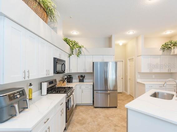 Image 19 of 34 For 23635 Oakside Boulevard