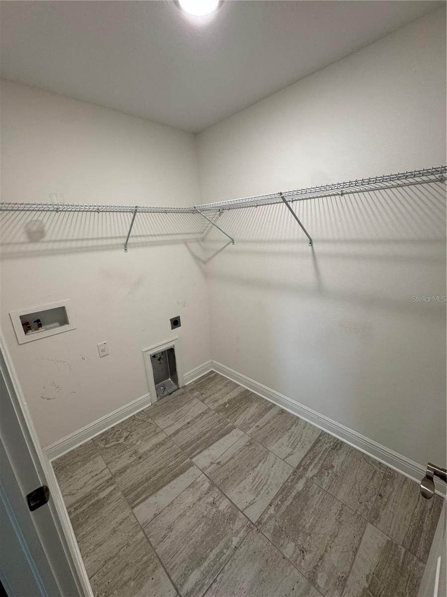 Image 20 of 57 For 2505 Saint Vincent Street
