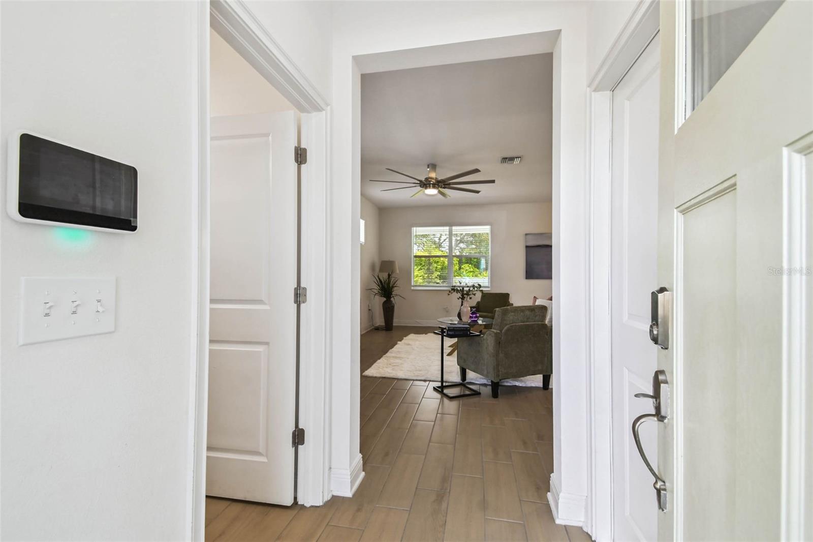 Image 3 of 57 For 2505 Saint Vincent Street