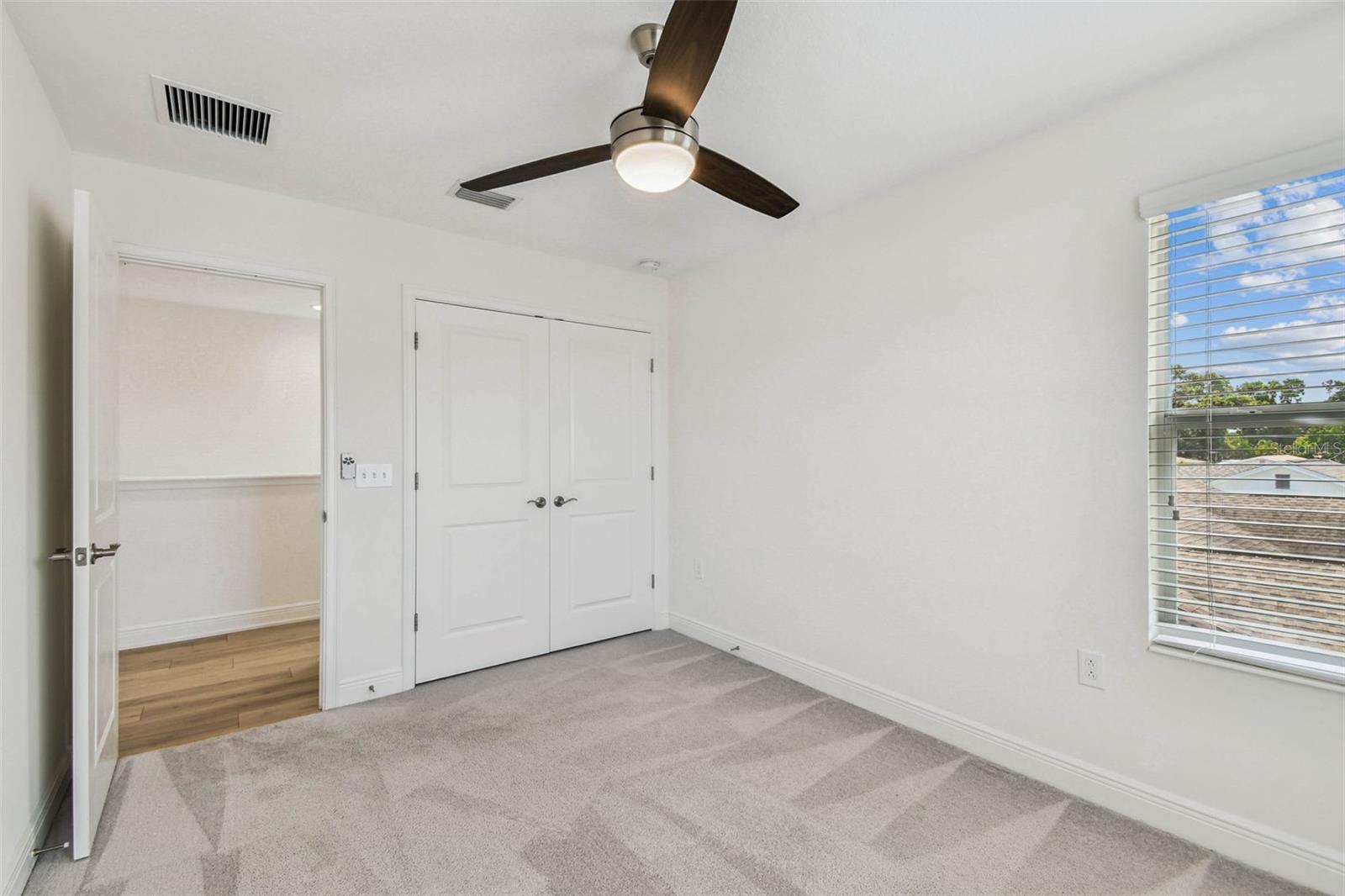 Image 37 of 57 For 2505 Saint Vincent Street