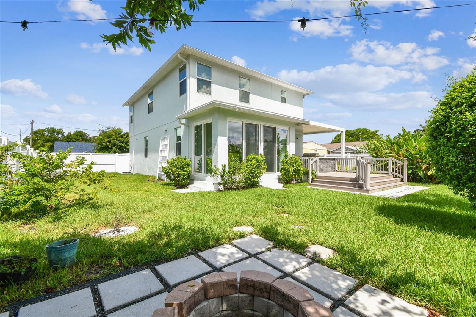 Image 45 of 57 For 2505 Saint Vincent Street