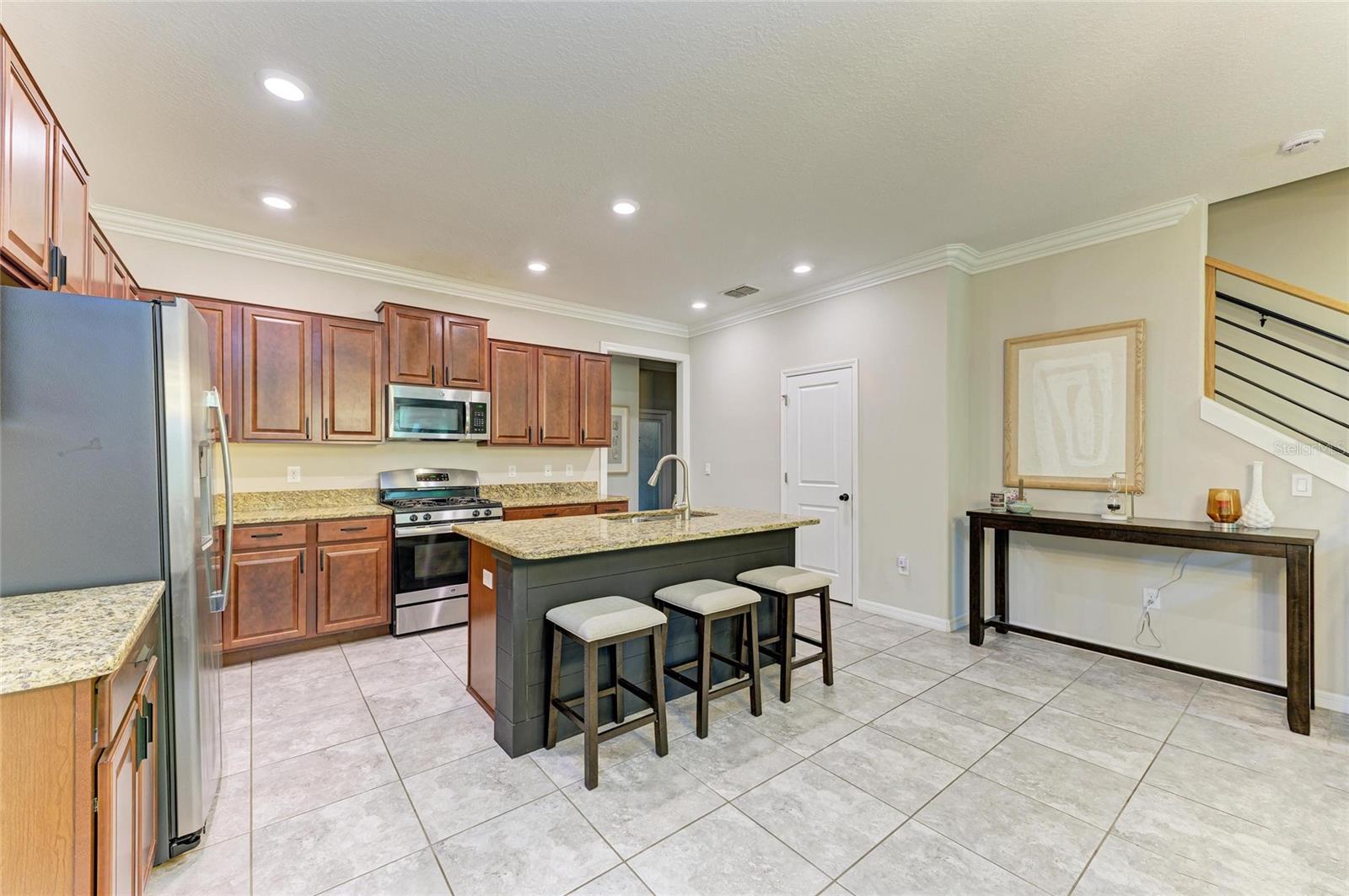 Image 14 of 56 For 6322 Lantern View Place