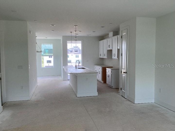 Image 11 of 36 For 15453 Hamlin Park Drive