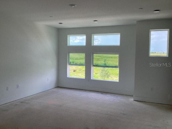 Image 8 of 36 For 15453 Hamlin Park Drive