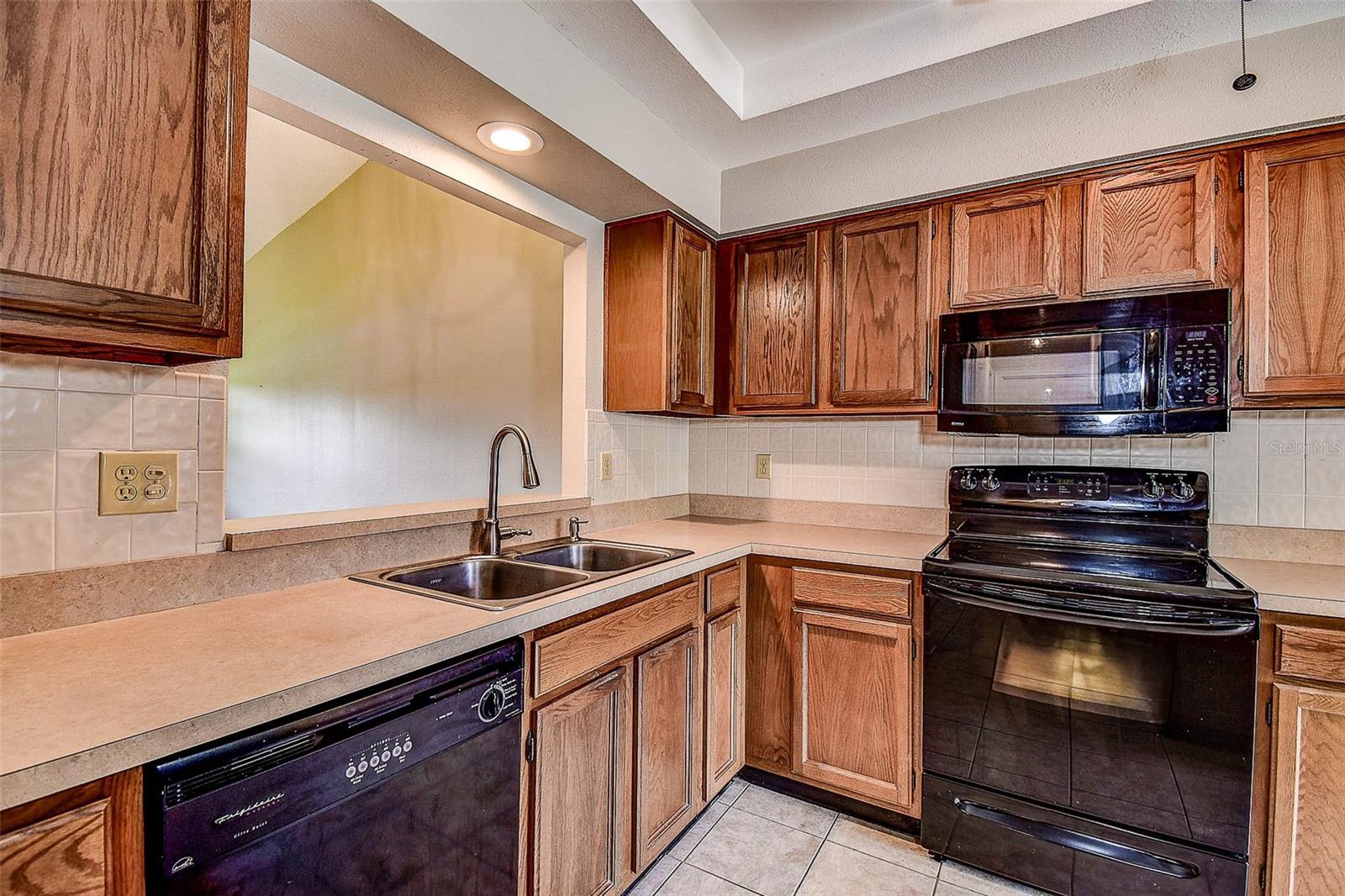 Image 13 of 38 For 9915 Lake Seminole Drive W
