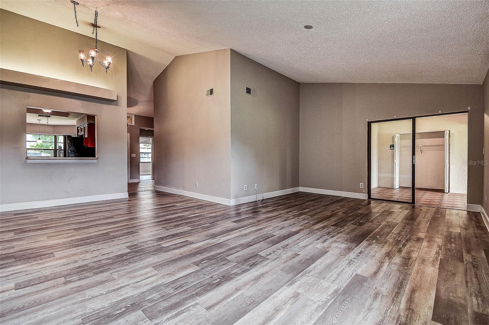 Image 20 of 38 For 9915 Lake Seminole Drive W