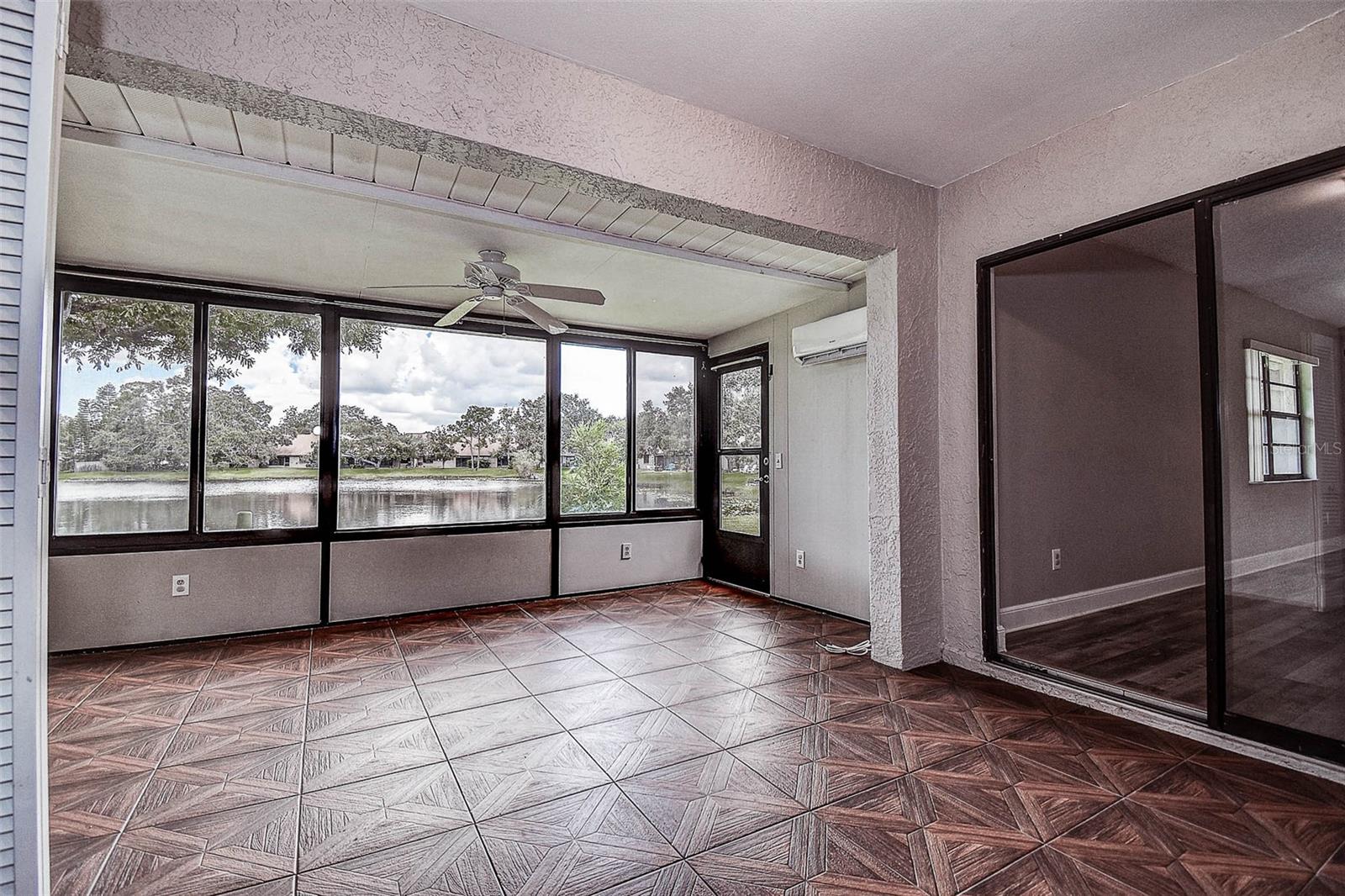 Image 24 of 38 For 9915 Lake Seminole Drive W