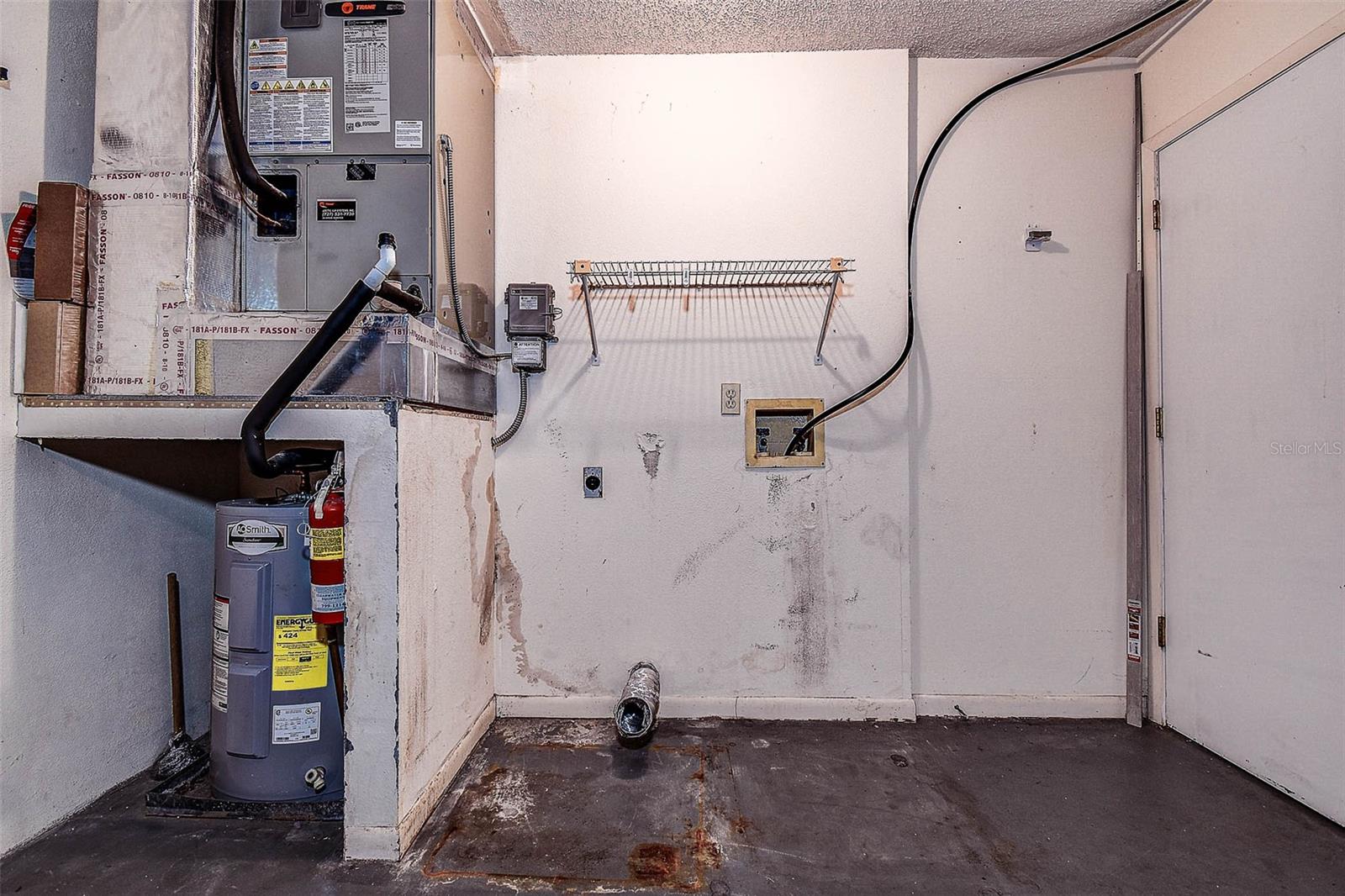 Image 33 of 38 For 9915 Lake Seminole Drive W