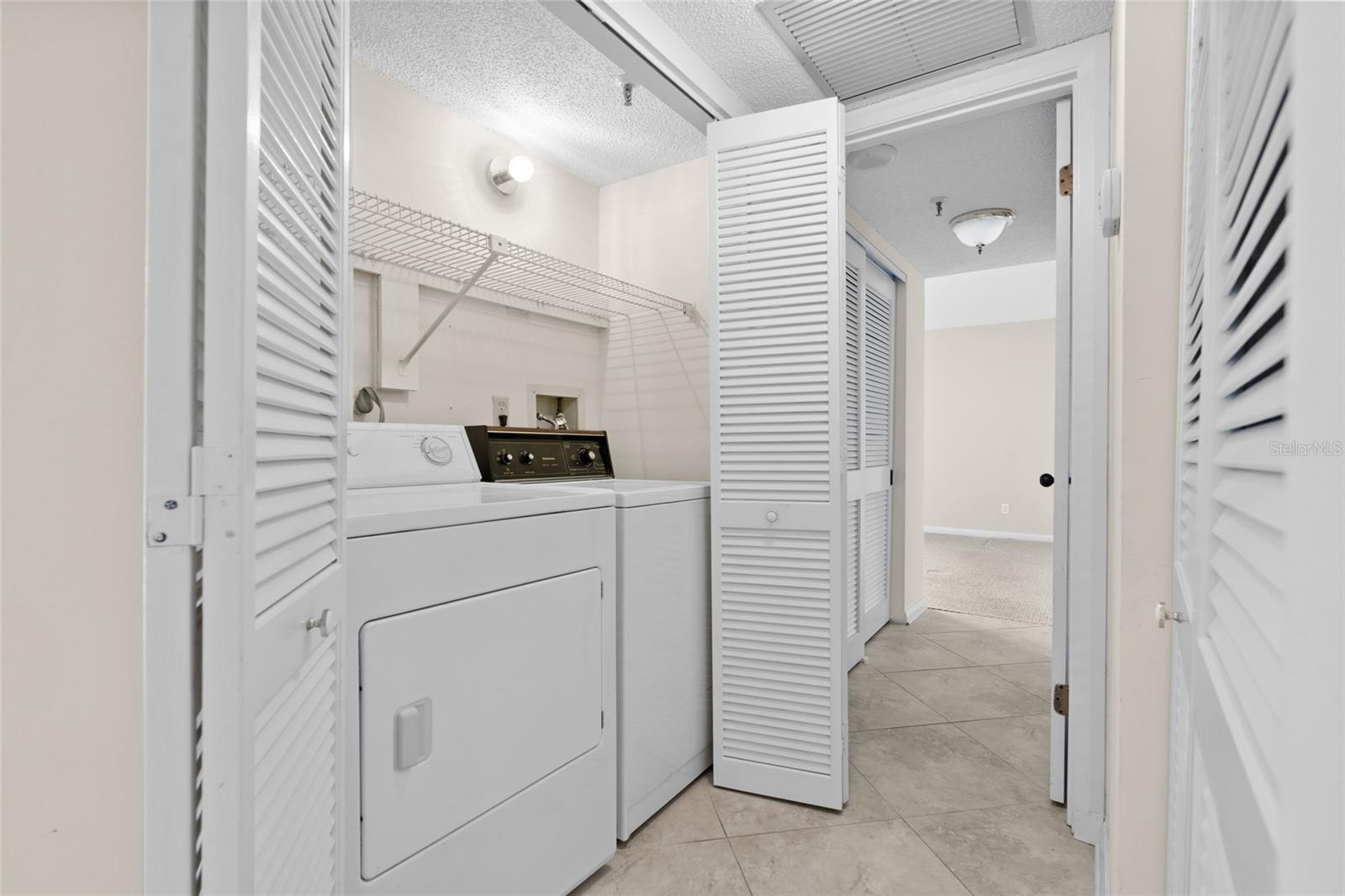 Image 13 of 36 For 5950 Pelican Bay Plaza S 605
