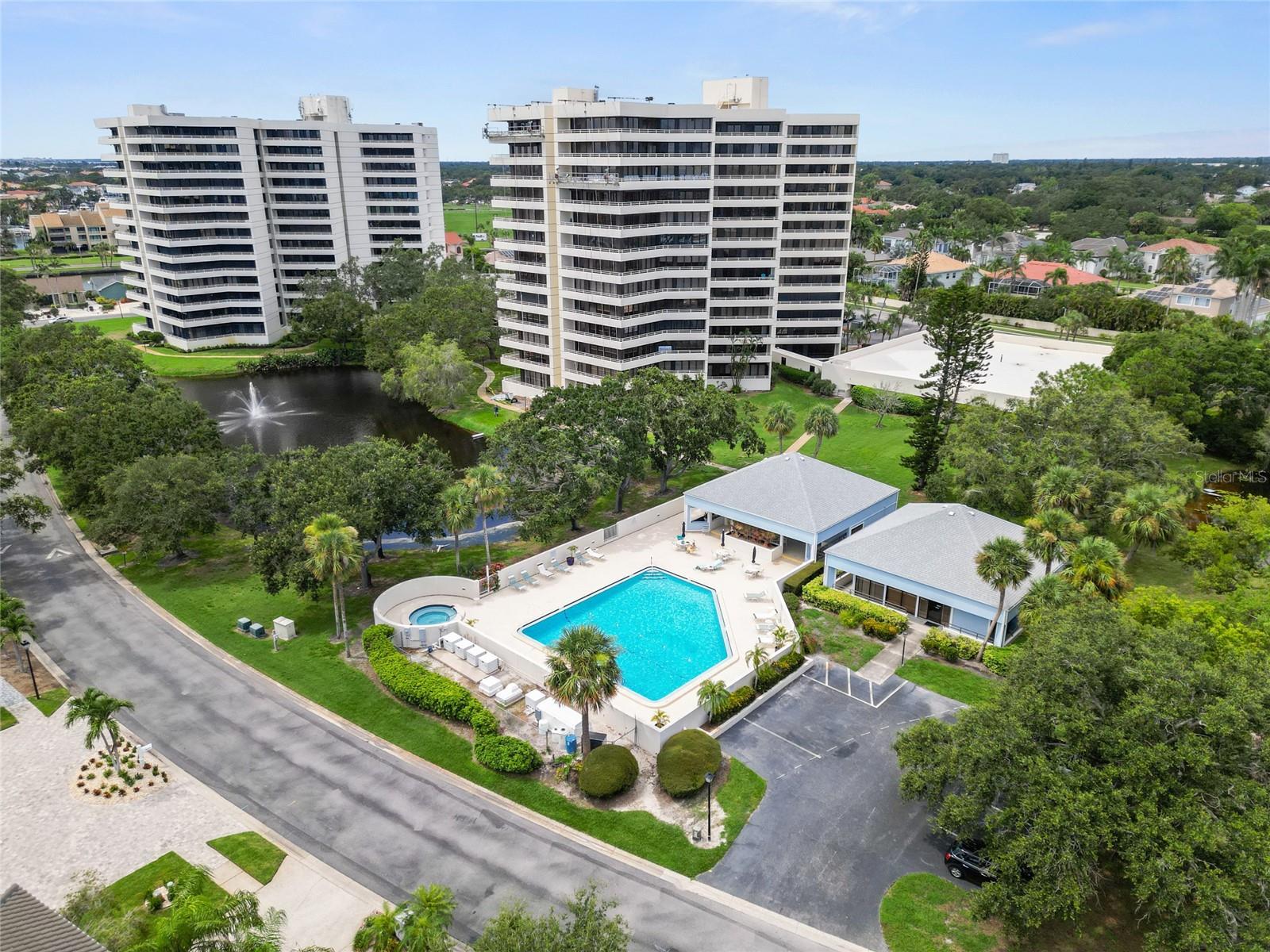 Image 31 of 36 For 5950 Pelican Bay Plaza S 605